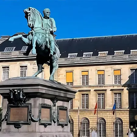 Maison Hyper Centre - Patio - Tv 4k - Wifi-fibre - 4 - Machine A Laver - Seche Linge - Lave Vaisselle - Confort - Spacieux * Rouen