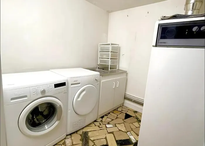 Maison Hyper Centre - Patio - Tv 4k - Wifi-fibre - 4 - Machine A Laver - Seche Linge - Lave Vaisselle - Confort - Spacieux ルーアン