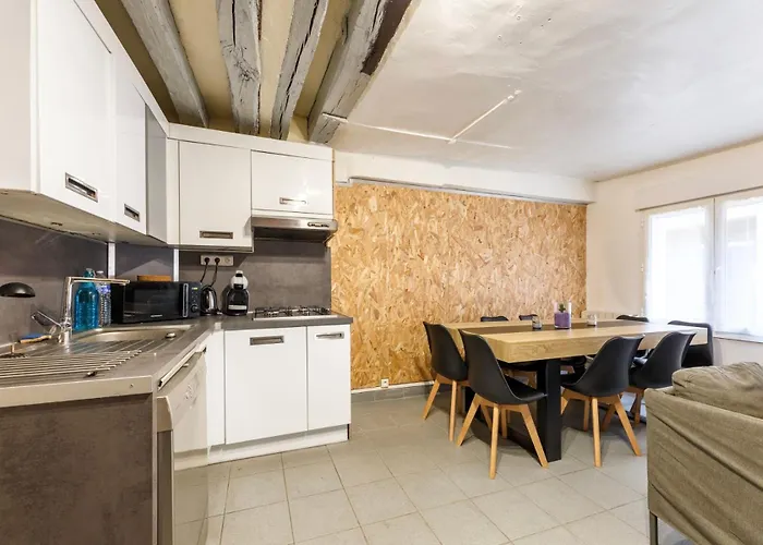 Maison Hyper Centre - Patio - Tv 4k - Wifi-fibre - 4 - Machine A Laver - Seche Linge - Lave Vaisselle - Confort - Spacieux